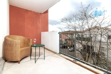 Balcon avec coin assise