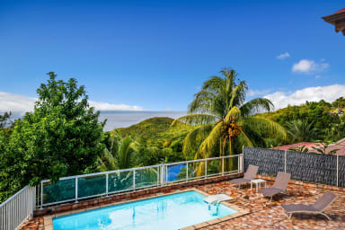 Photo de Villa en location saisonnière à Basse-Terre en Guadeloupe