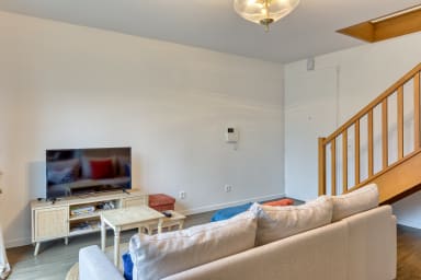 Salon avec TV