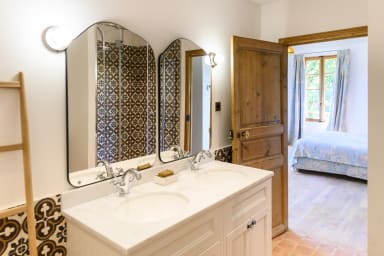 bathroom 3 room 3
