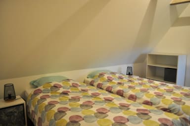 Chambre deux lits simples - étage 
Lits en 90 x 200 cm