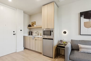 Kitchenette with Nespresso Coffee Machine, microwave and Mini Fridge - No Stove