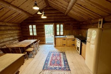A l'intérieur du chalet