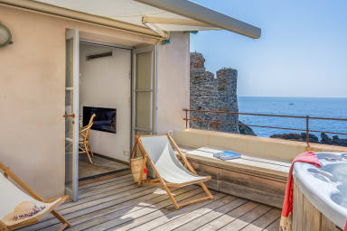 Terrasse jacuzzi vue mer
