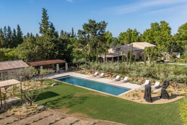 reserver-villa-peonie-bien-location-kids-friendly-eygalieres-pioma-home