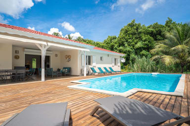 Photo de Villa en location saisonnière à Lamentin en Guadeloupe 