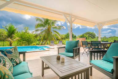 Photo de Villa en location saisonnière à Lamentin en Guadeloupe 