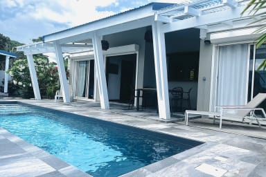 Photo de Villa en location saisonnière à Le Moule en Guadeloupe 