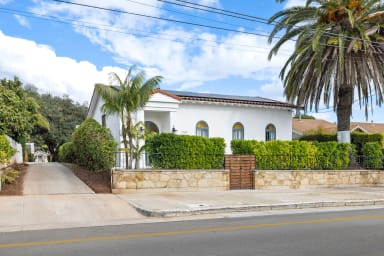 Charming boutique in the heart of downtown Santa Barbara
