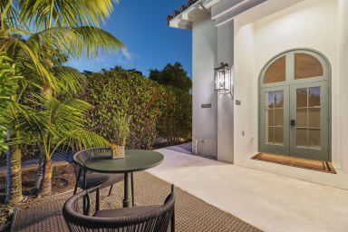 Charming boutique in the heart of downtown Santa Barbara