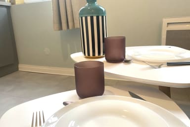 Petit espace repas dans le salon