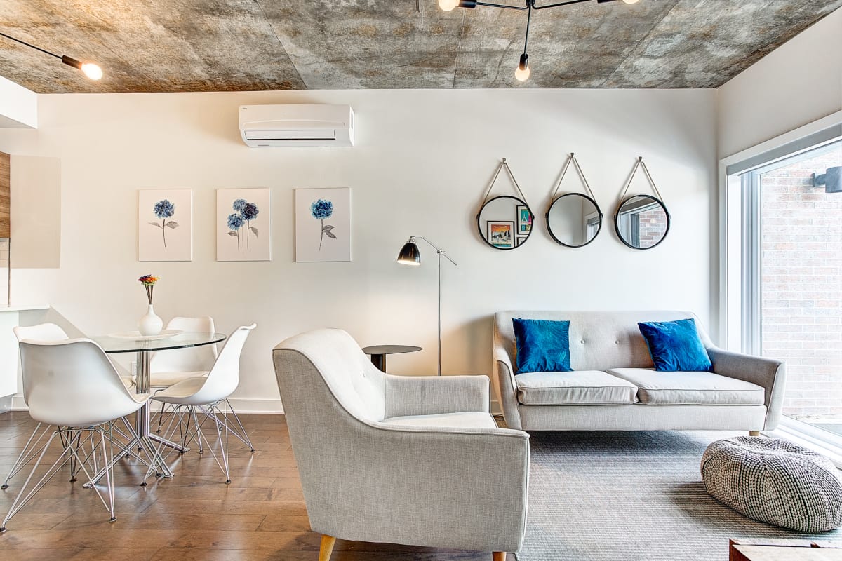 Condo 1 Chambre Dans Le Mile End A Mile End Simplissimmo