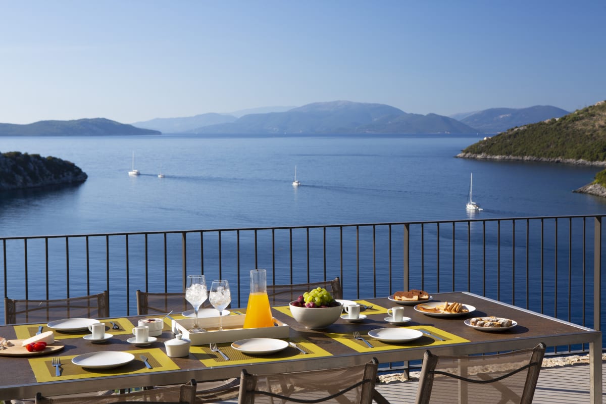 Maison   Villa Kastos - Villa de luxe avec accès Direct à la Mer
