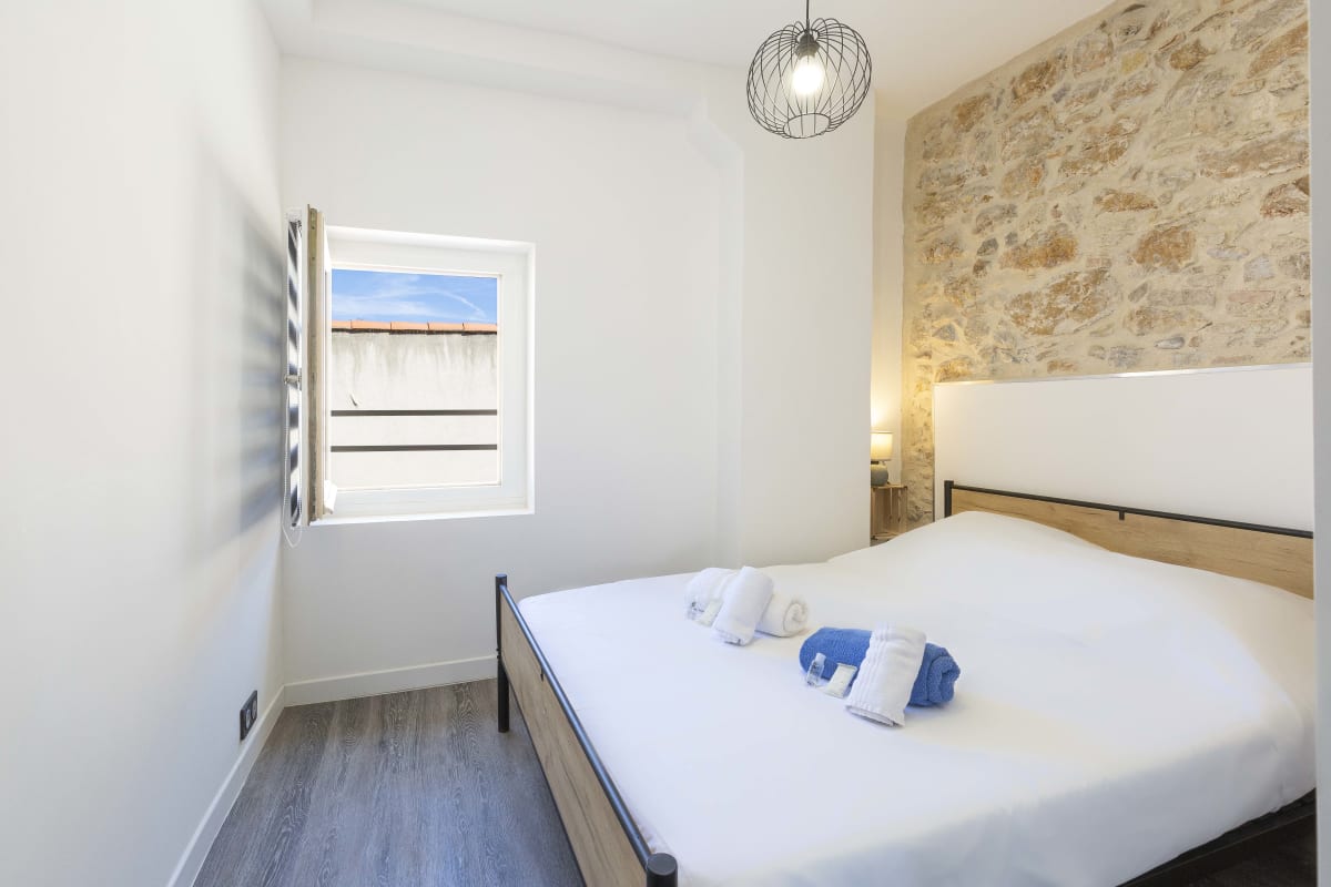  Chez Dominique - 2 chbres 2-6pers centre Antibes Migrainier T3 avec clim 