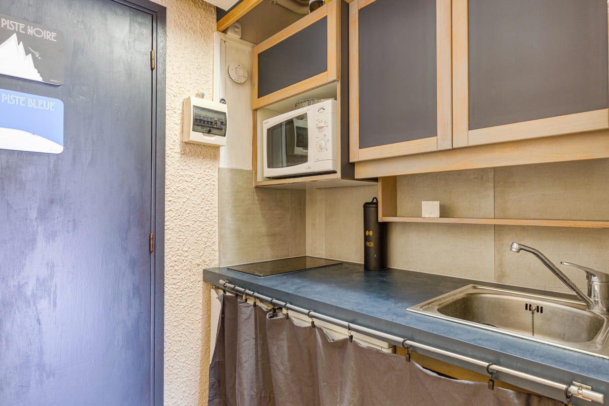  immobilier  Studio ensoleillé avec balcon 