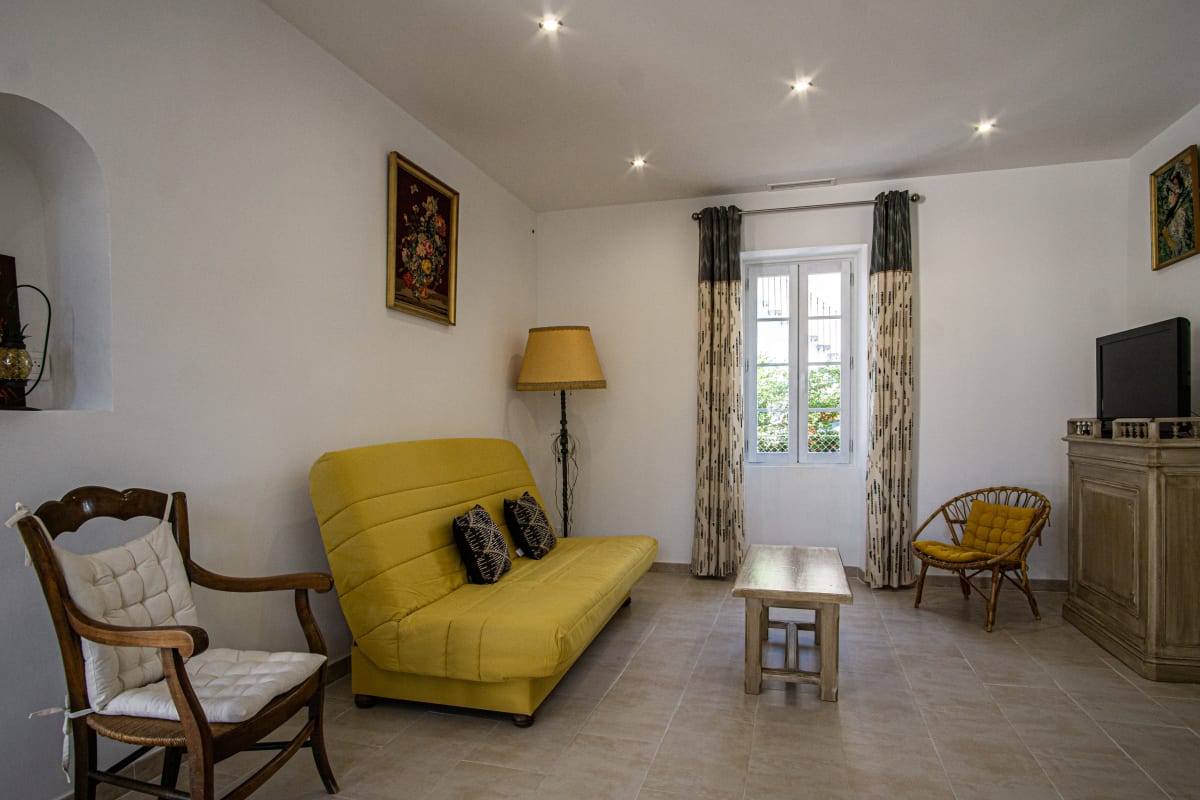 Maison   Maison avec jardin proche du centre-ville Isle-sur-la-Sorgue