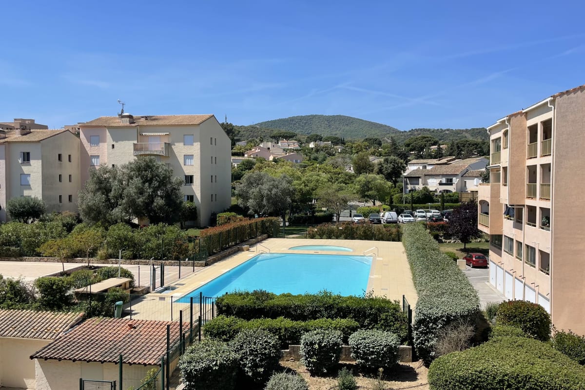 Soleil, Sérénité et Piscine
