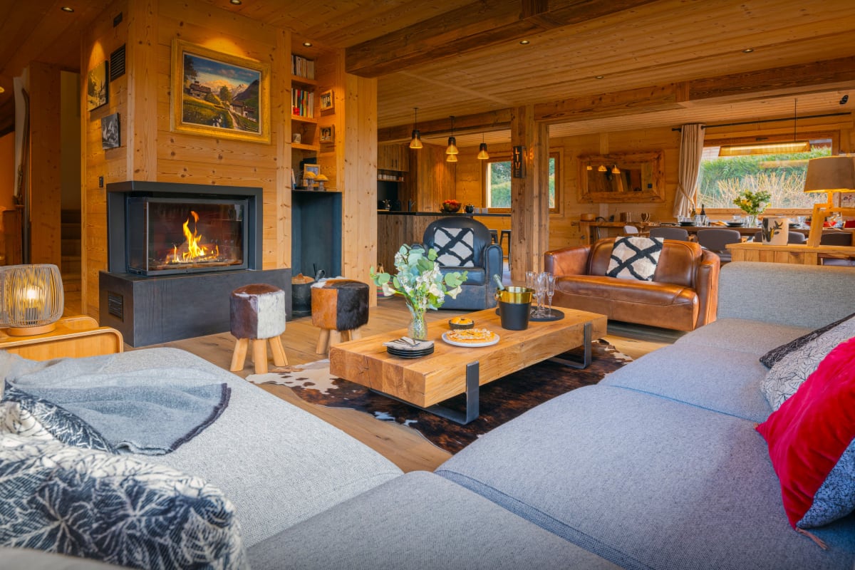  Chalet Vues exceptionnelles depuis le jacuzzi - OVO Network  