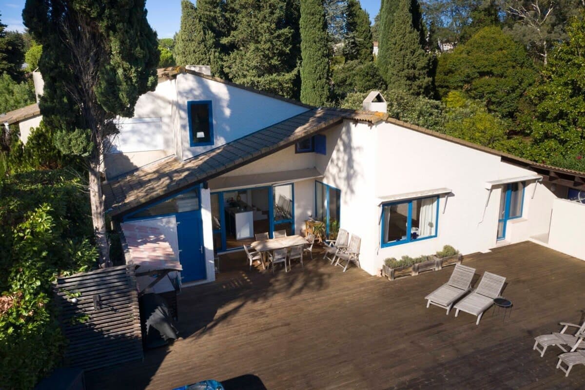 06V - Belle villa - jacuzzi - piscine - tennis