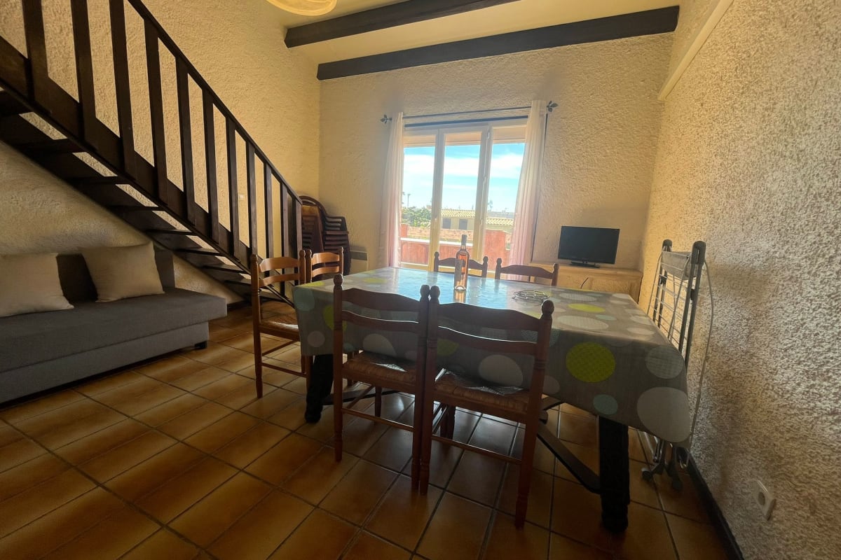  immobilier  Appartement spacieux avec belle terrasse