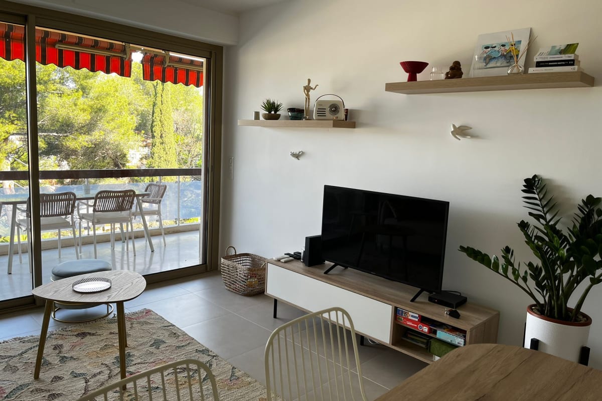  immobilier  Appartement avec terrasse au Cannet Colline