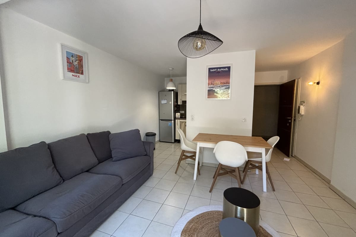  immobilier  Appt Dans Le Centre Ville/ Residence Avec Piscine