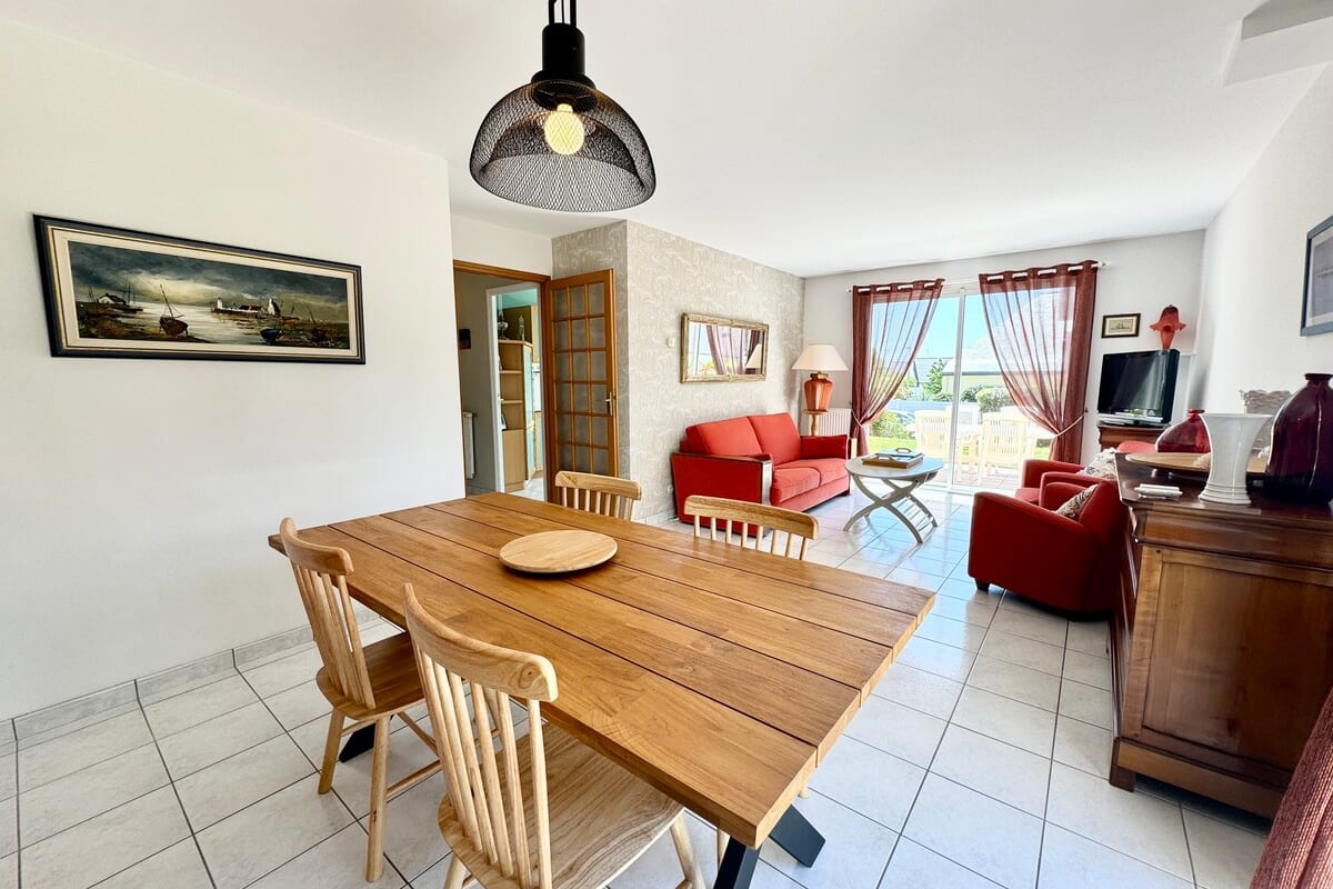  immobilier  Charmante maison de vacances entre bourg et plages