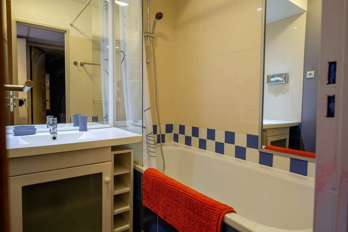  Paris Porte de Versailles Cosy Lodge 2 Appart hôtel parking wifi 4 pers 