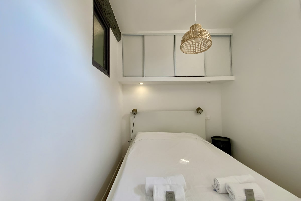  Le cosy - Centre ville, climatisé avec une chambre ! 