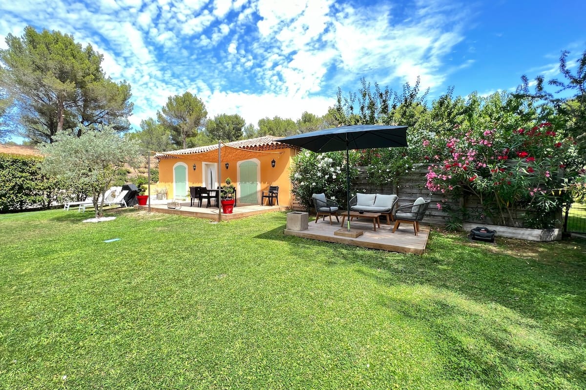 La Maisonnette dans les pins