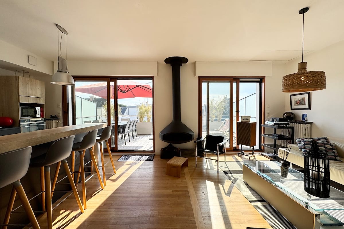 Maison   Magnifique maison d’architecte - Plages à pied