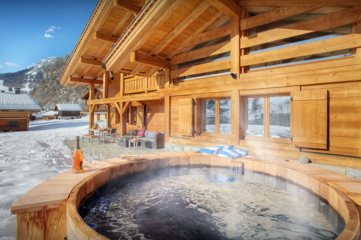 Immobilier Vue sur les pistes, jacuzzi et jeux - OVO Network  