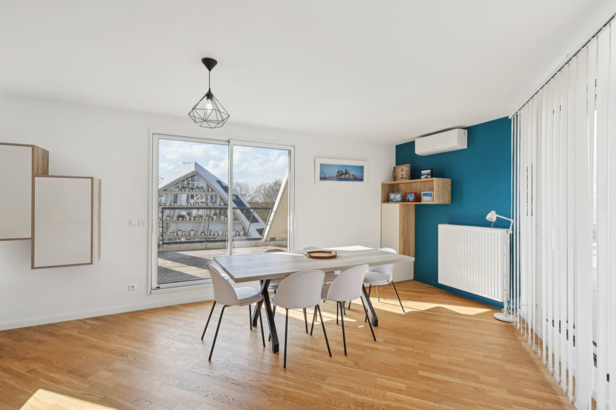  Appartement Appartement T5 spacieux et lumineux 
