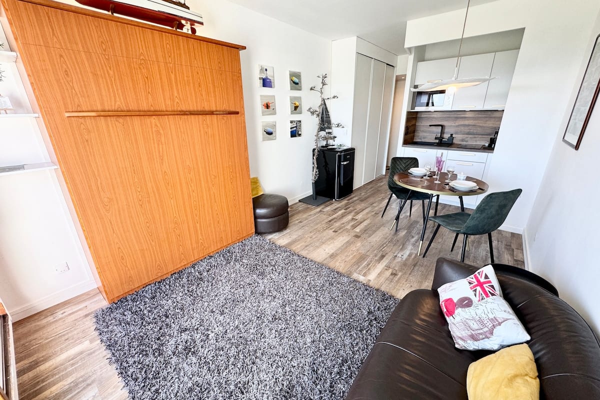 Immobilier Lovely ! Studio balcon - Vue océan 360°  