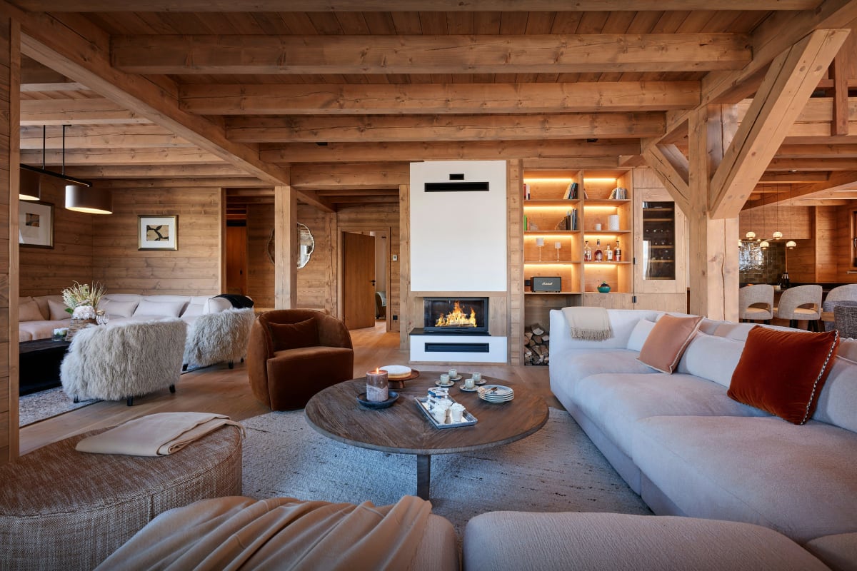 Immobilier Luxueux chalet près des pistes avec bain nordique et sauna - OVO Network  