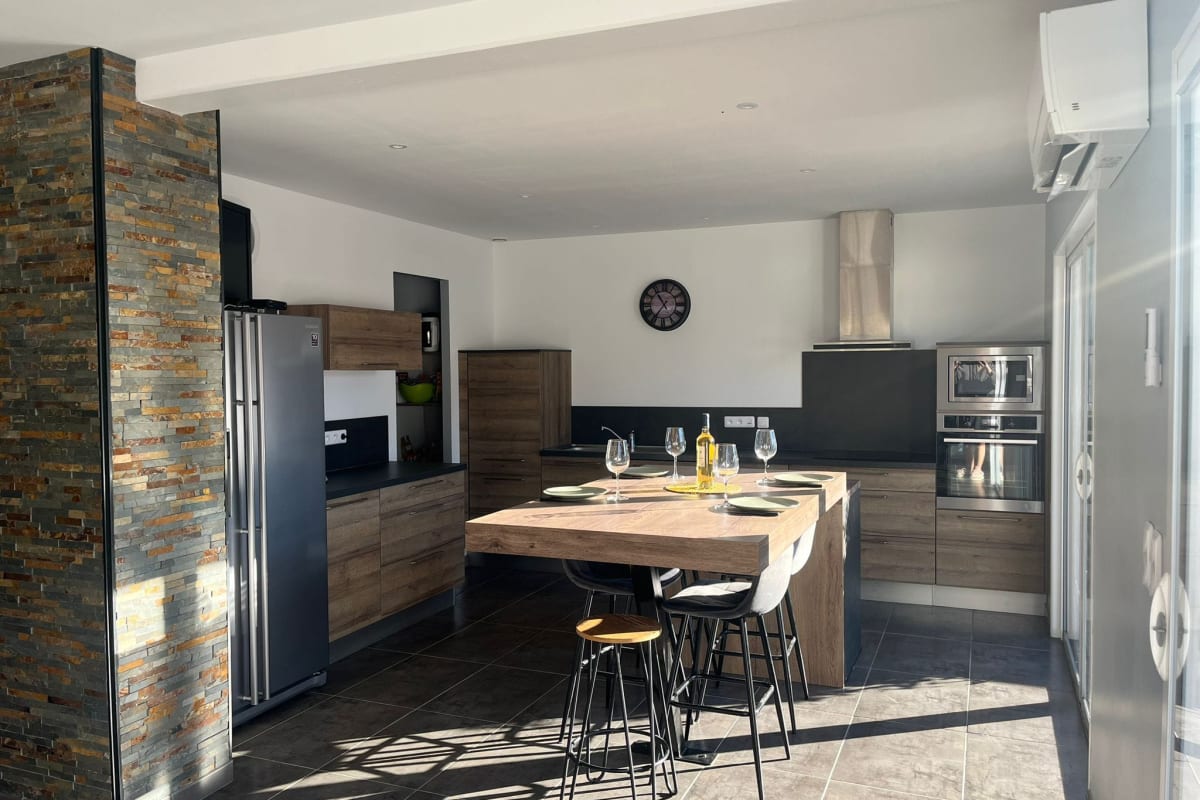 Maison Maison moderne de 100m2 avec jardin 