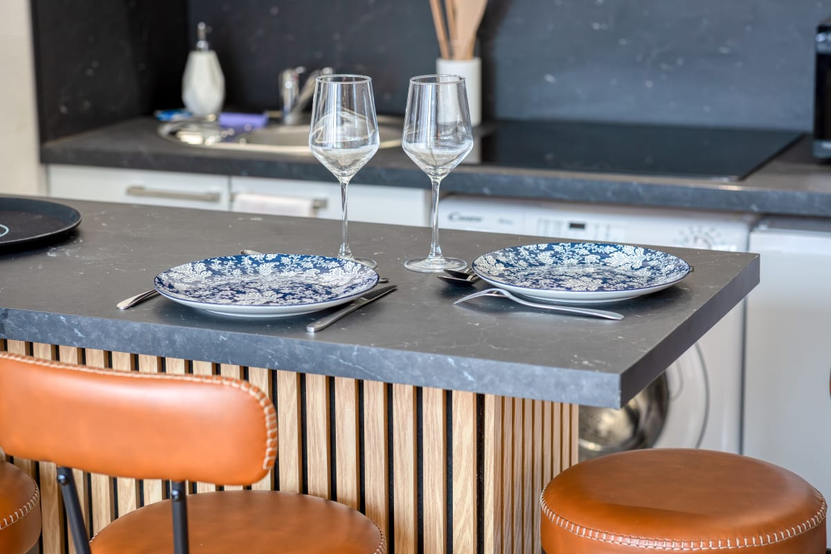 Appartement   Alexandre – F2 cosy avec parking à deux pas de la Seine
