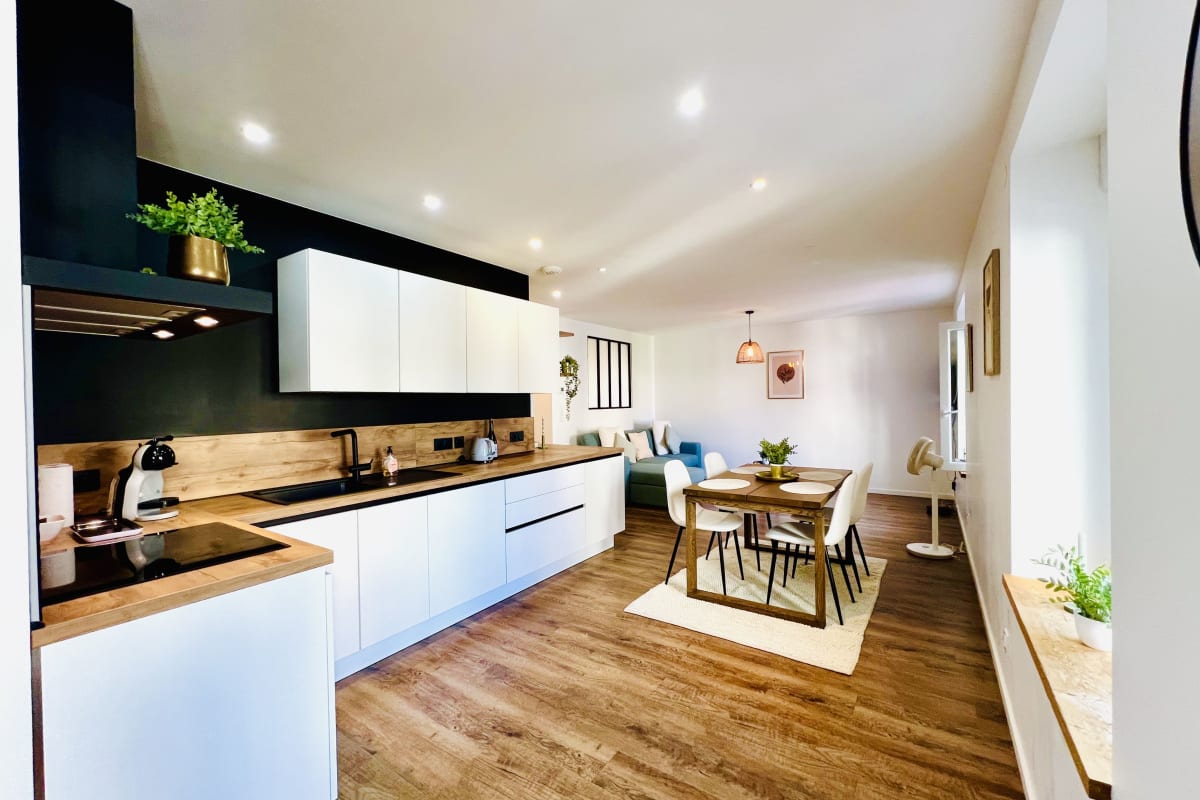  immobilier  Luxe plein centre et proche Lac !