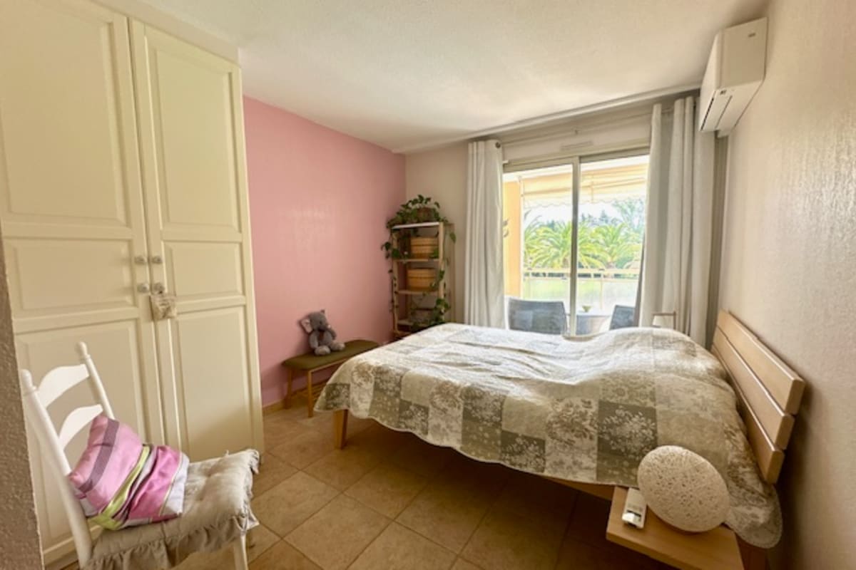 Immobilier Appartement rénové avec balcon  