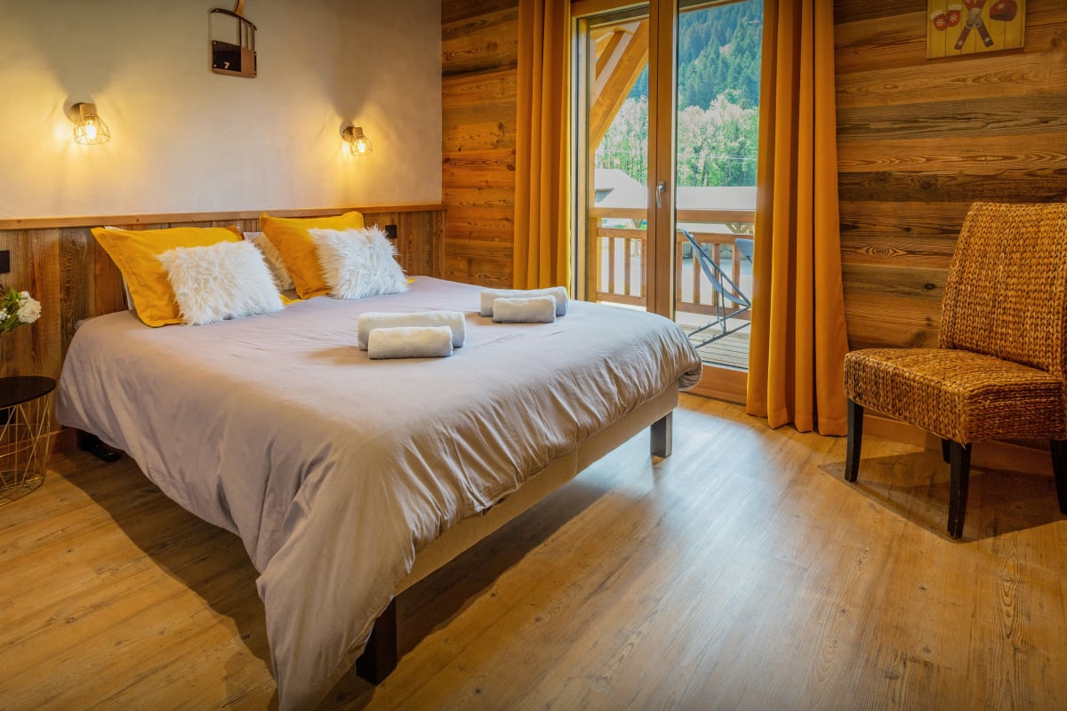 Chalet   Vacances à la montagne avec jacuzzi - OVO Network