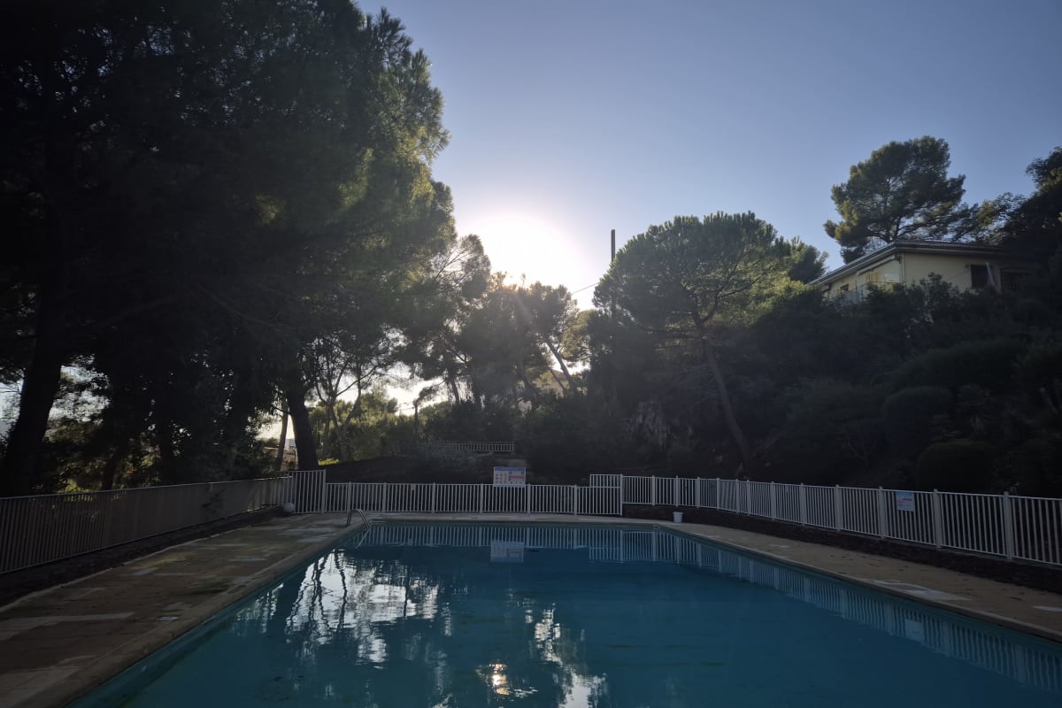  immobilier  Studio de standing avec vue mer et piscine