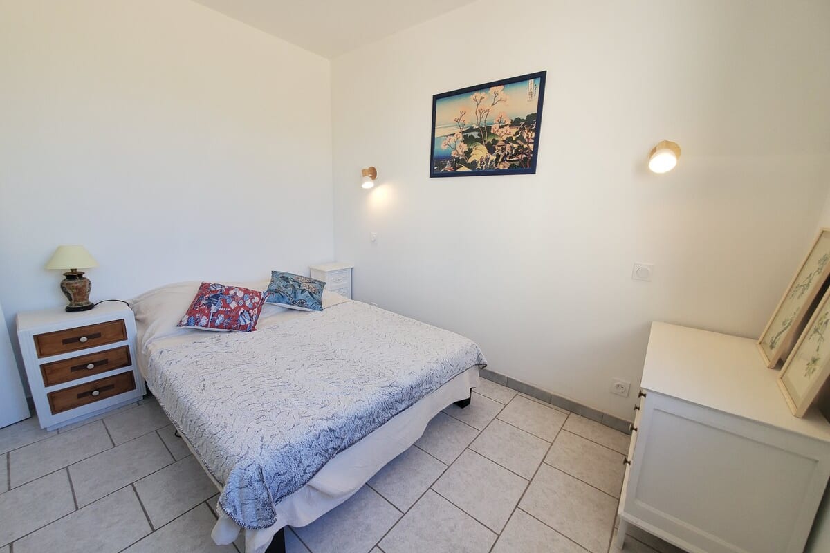  Maison L'amandier, pour 6 avec jardin et WIFI