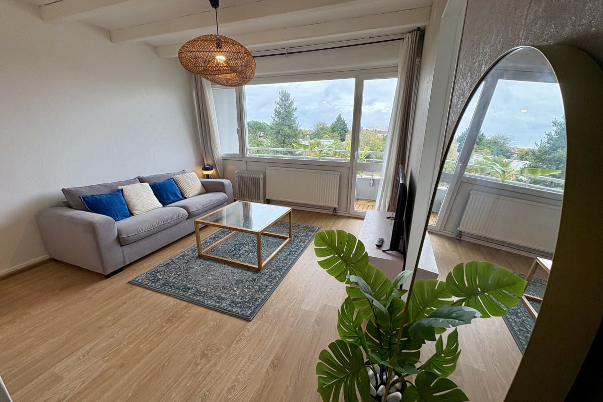 Appartement Studio lumineux avec balcon et confort 