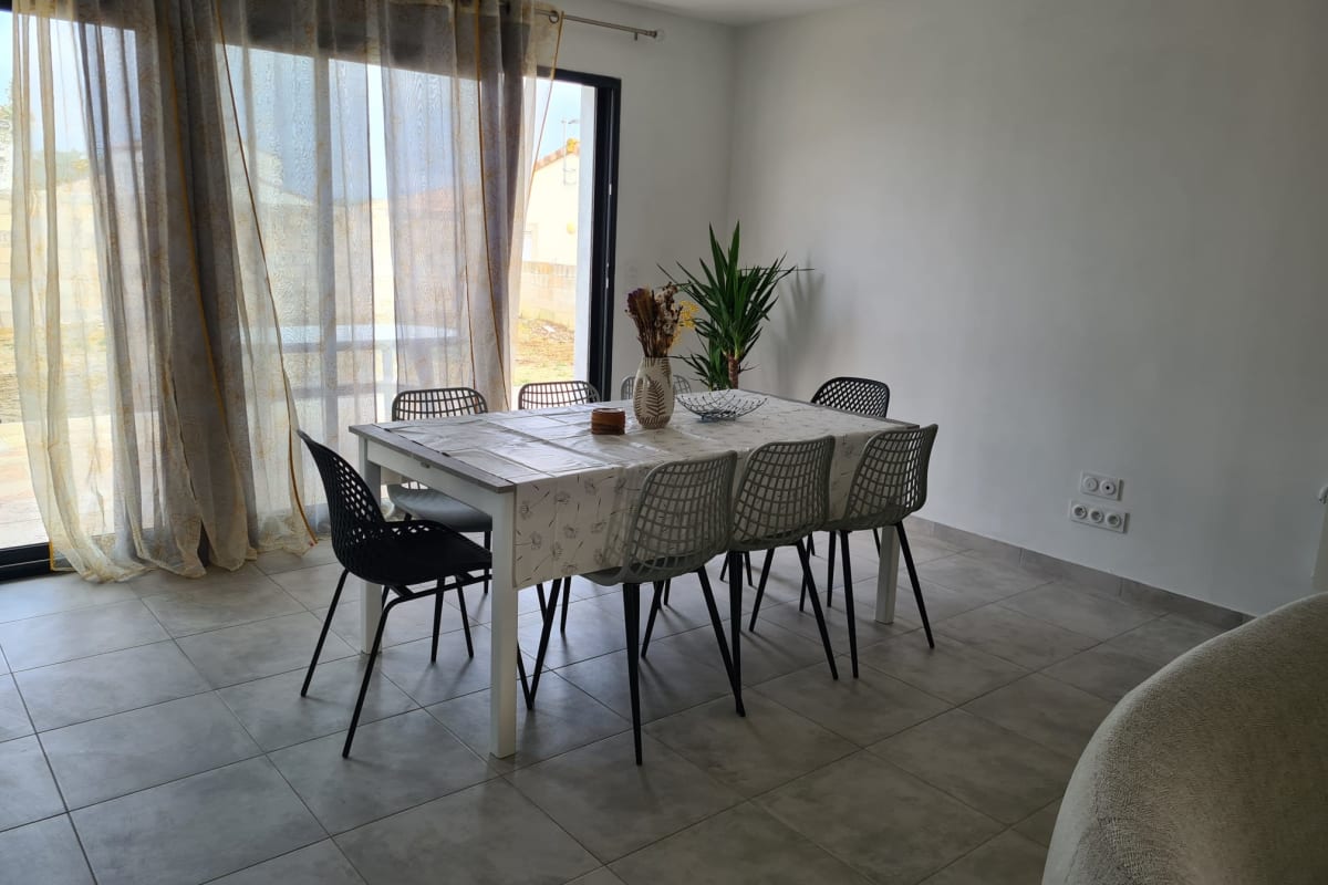  immobilier  Maison lumineuse à Pezens pour 8 personnes