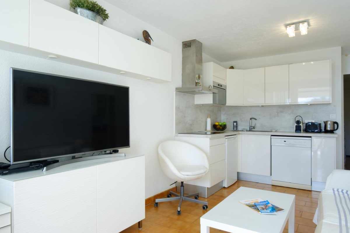  immobilier  Appartement Lumineux Vue Mer avec Piscine