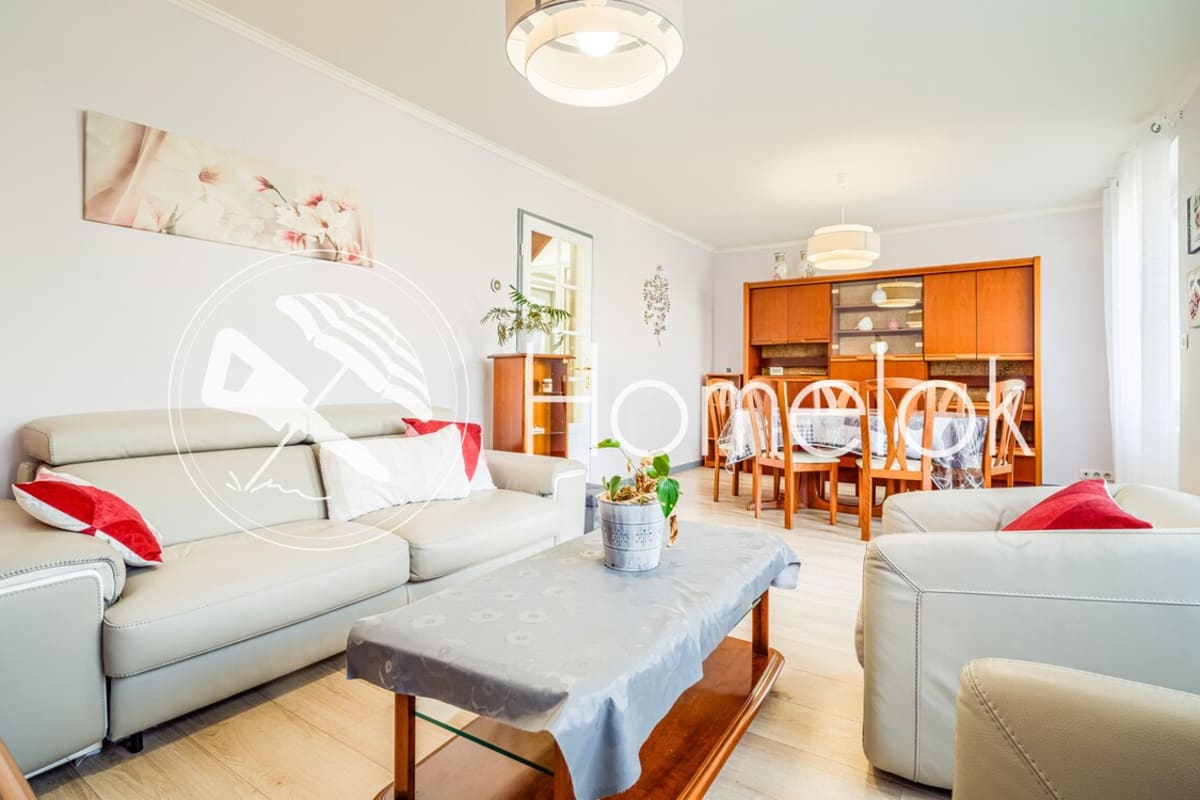 Belle maison avec jardin & espace d'hiver