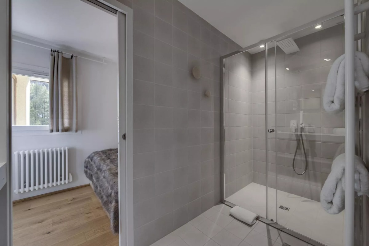 Appartement   Les Oréades 101, appartement rénové et lumineux au centre de Val d'Isère