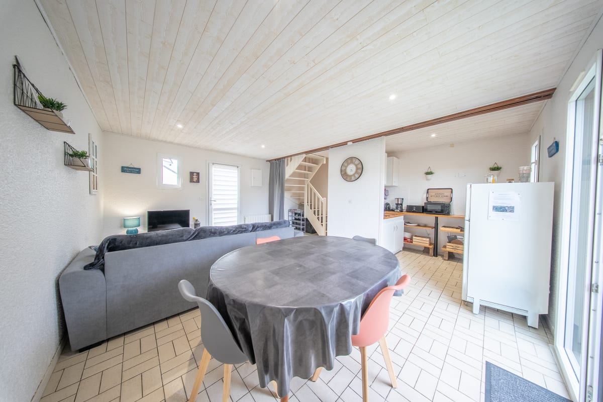 Immobilier Charmante maisonnette – Terrasse - Proche plages  