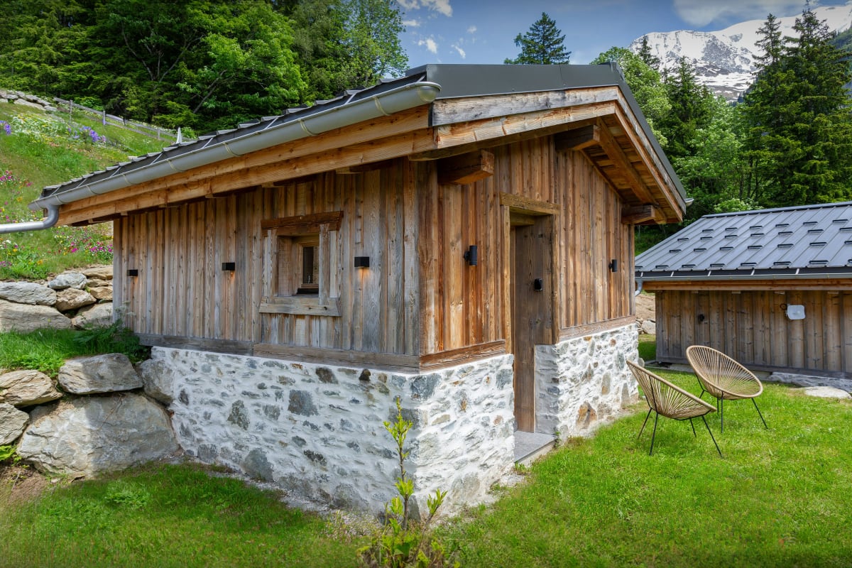  Authentique mazot alpin au cœur d’un hameau paisible - OVO Network 