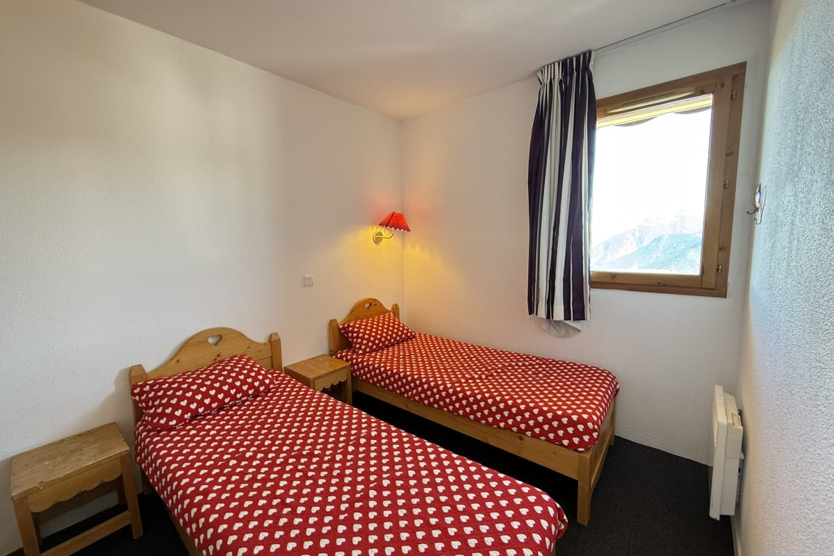  Risoul • T4 8 pers • Pied des pistes • Piscine & Sauna 